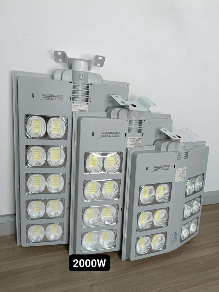 Alltop 3000W Solar Powered Streetlight